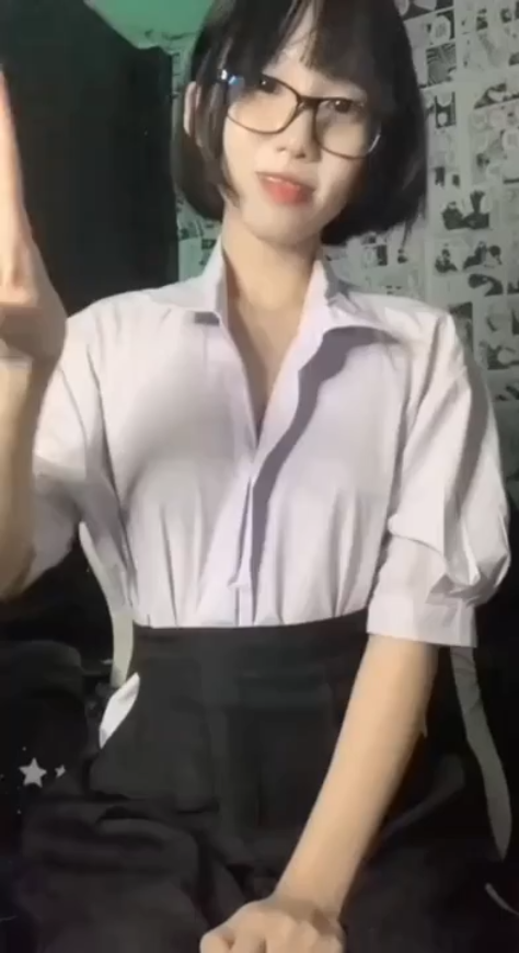Sex Viet Cute lại còn nhiều nước ?