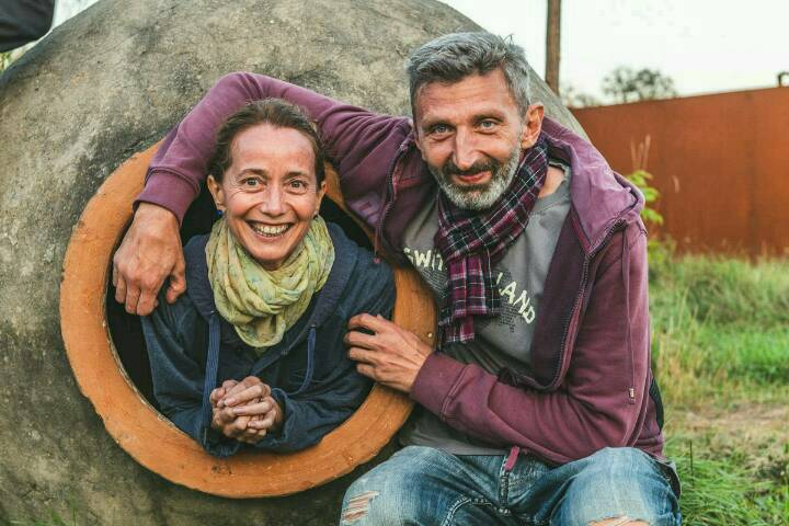 Wacho Chvitschia und Brigitte Renz wünschen ein gutes Neues Jahr!
